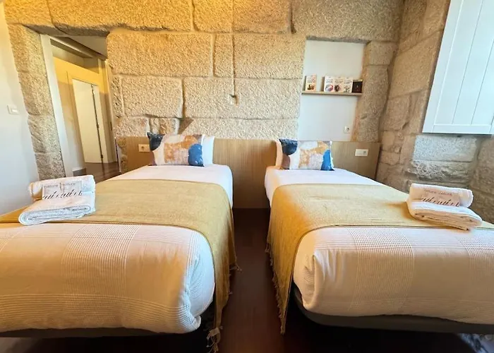 Casa Del Tratado 2 By Ybh *